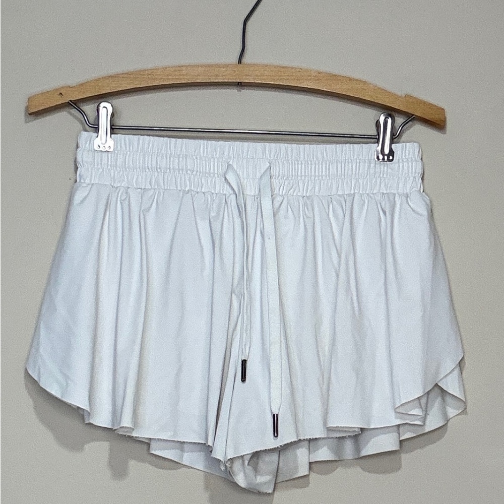 Liberty Pro Girls White Athletic Shorts Xs Youth